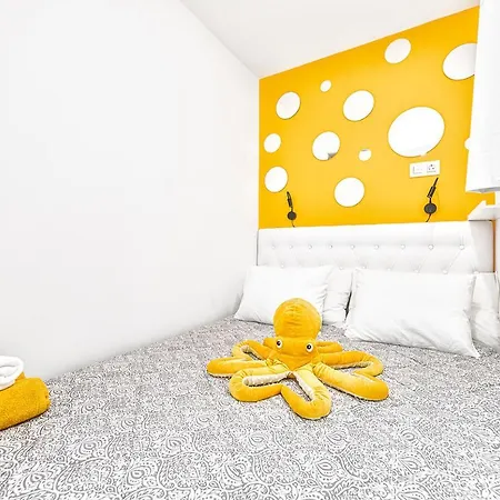 Pulpo Amarillo Apartment